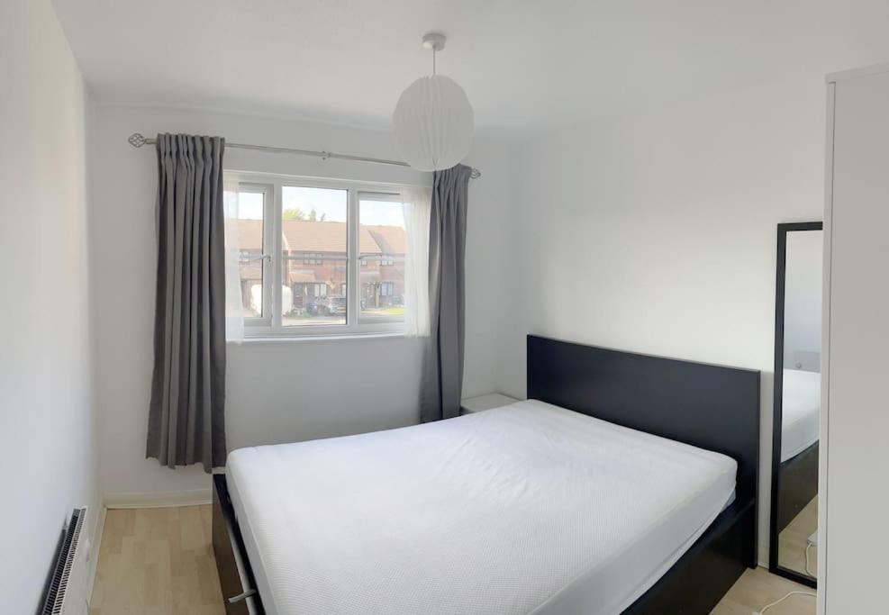 Colliers Wood 1 Bed South London Short Stay Mitcham Kültér fotó